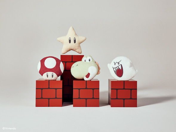 キャラクタークッション（各4180円／全4種）