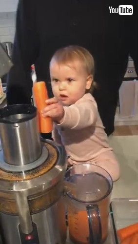 「Baby Adds Special Secret Ingredient to Carrot Juice || ViralHog」