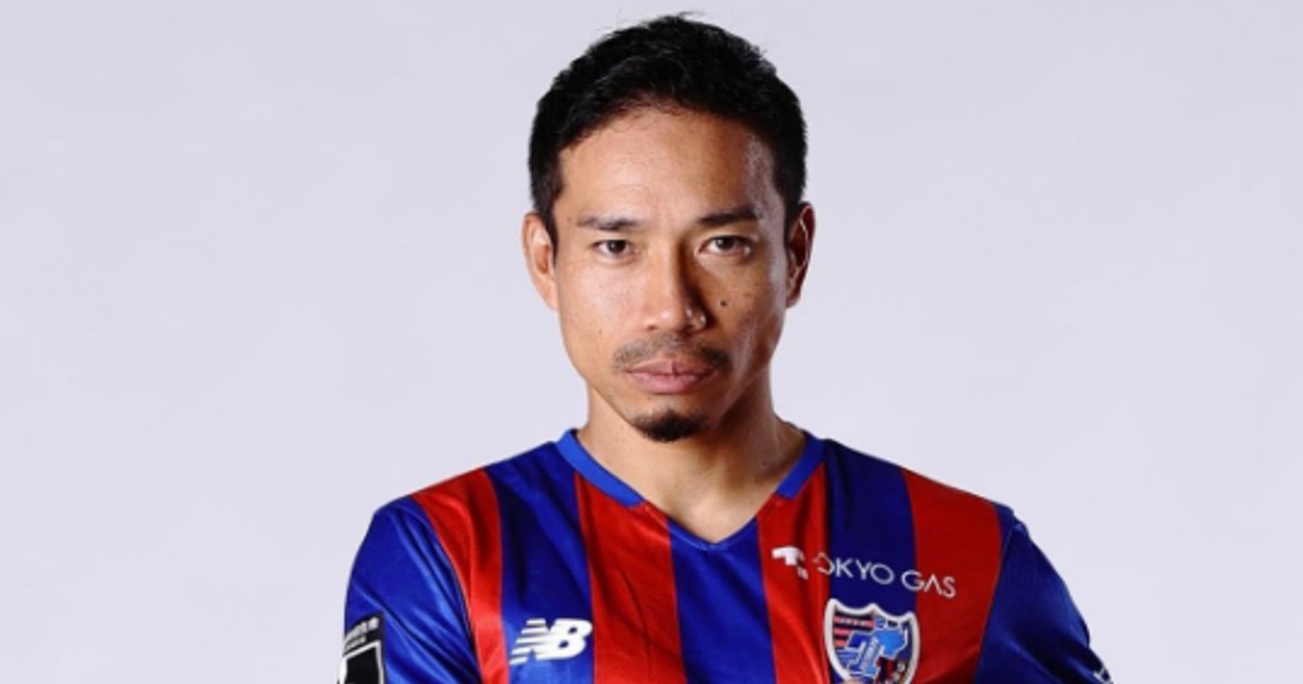 長友佑都 サイン入り ユニフォーム インテル フレーム付き　平愛梨　FC東京 長友佑都、FC東京ユニ姿で“原点回帰”活躍を誓う 妻・平愛梨も