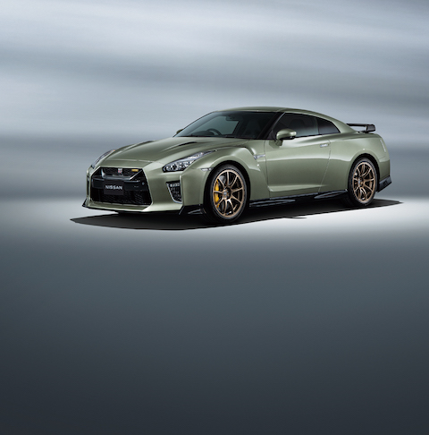 2022 GT-R 日産