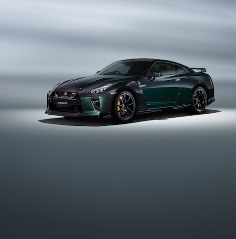 2022 GT-R 日産
