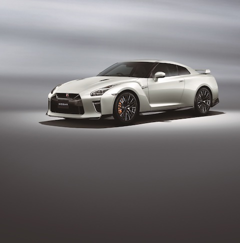 2022 GT-R 日産