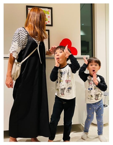 ココリコ遠藤 息子 次男 脱水 妻