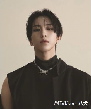 八犬 マレーシア コスプレイヤー 写真集 五条悟 呪術廻戦