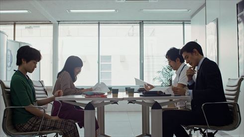 伊藤万理華 井桁弘恵 鈴木仁 お耳に合いましたら。