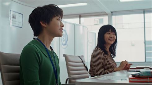 伊藤万理華 井桁弘恵 鈴木仁 お耳に合いましたら。