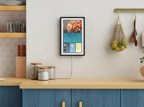Amazon、15.6インチのスマートディスプレイ「Echo Show 15」を