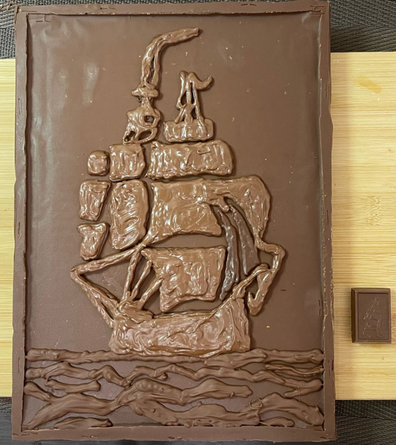 大量のアルフォートが融合した巨大アルフォートに驚きの声　「狂気を感じる」「お菓子界のスイミー」