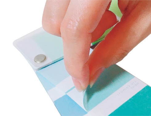 色見本帳風シール iromekuri（イロメクリ）