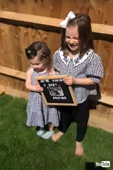 「Honest Reaction to Gender Reveal  || ViralHog」