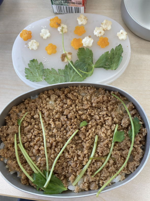 花畑 弁当 キャラ弁