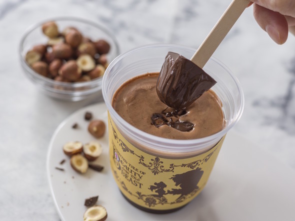 ディズニー サダハル アオキ コラボ