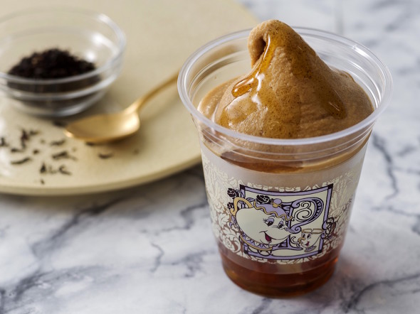 ディズニー サダハル アオキ コラボ