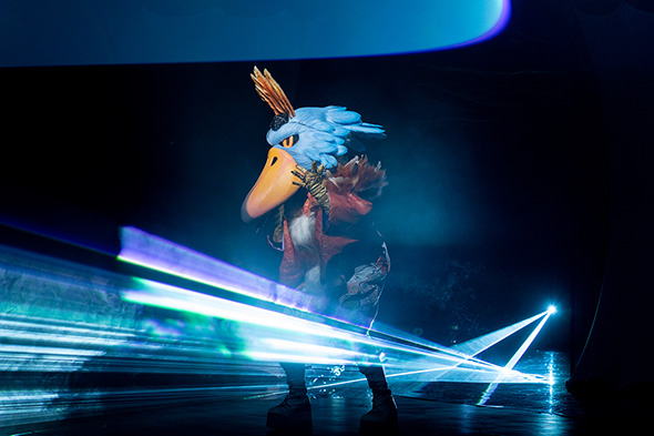 ザ・マスクド・シンガー ドラゴン3 Missテレビジョン エスカルゴ バード T-REX 連獅子 ネオンパンダ イカキング ニンジャ ローズ ウルフ アマビエ 正体 歌っているのは誰だ