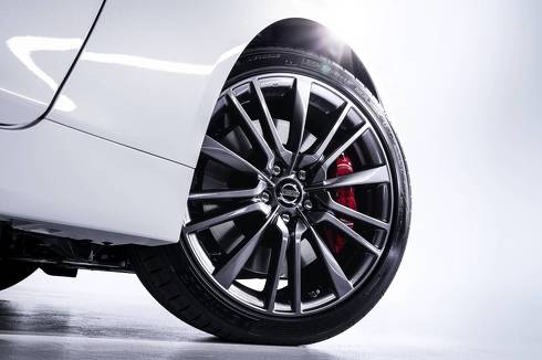 スカイライン 400R