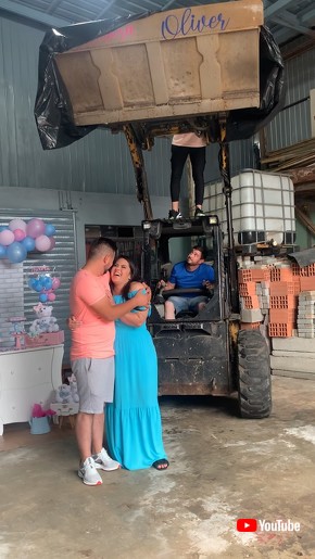 Adorable Reaction to New Little Girl in Gender Reveal