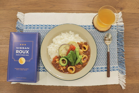 日産 ROOX カレールー ROUX