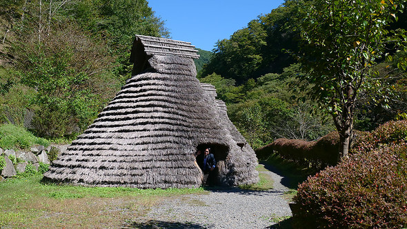 【PR】はるやま商事　らくティブスーツ