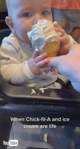 「Baby Can't Get Enough Ice Cream || ViralHog」