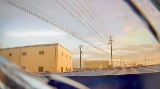 事故 国内 新潟 国道8号線 トレーラー 軽自動車