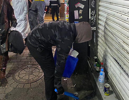 ゴミだらけになった渋谷の街にヒーローが集結　ハロウィーン後のゴミ掃除発起人に話を聞いた