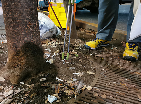ゴミだらけになった渋谷の街にヒーローが集結　ハロウィーン後のゴミ掃除発起人に話を聞いた