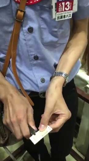 同人誌 即売会 ブース 窓口 アクリルパネル 駅 きっぷ売り場 再現