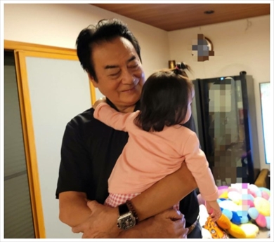 高橋英樹 高橋真麻 夫婦げんか 孫 娘 ブログ