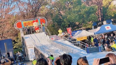 東京雪祭2021 スノーボード きぐるみ ハプニング けんけつちゃん