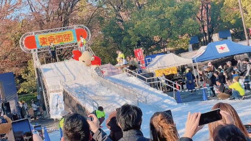 東京雪祭2021 スノーボード きぐるみ ハプニング けんけつちゃん