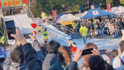 東京雪祭2021 スノーボード きぐるみ ハプニング けんけつちゃん