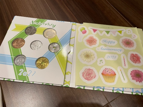 出産記念コインとフォトアルバムのセット