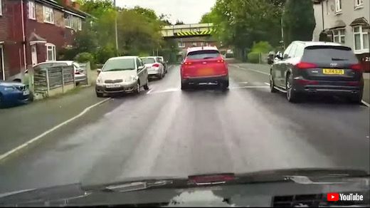 盗んだクルマで走り出した少年 逮捕 英国