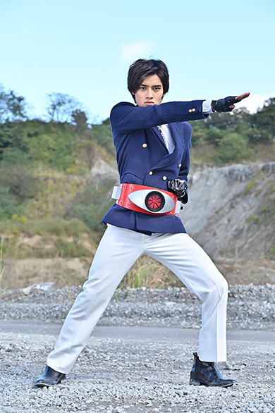 藤岡弘  親子 長男 息子 藤岡真威人 仮面ライダー1号 本郷猛 仮面ライダー ビヨンド・ジェネレーションズ インスタ