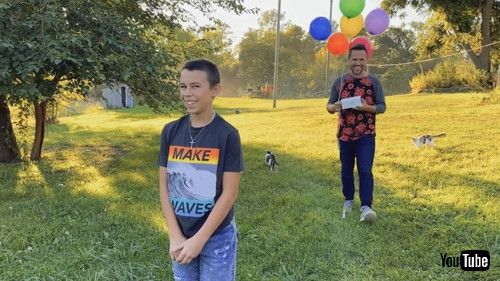 「Boy Sees Colour For First Time As Parents Surprise Him With Colour Blind Glasses - 1271367」