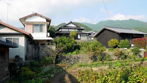 【ねとらぼPR】 西条市 移住体験記事 ／ 移住 地方移住 移住体験 田舎暮らし Uターン 四国 愛媛