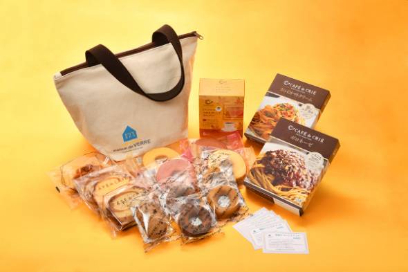 カフェ・ド・クリエ オリジナルパスタソースも入っているメゾン・ド・ヴェール 福袋（4000円）