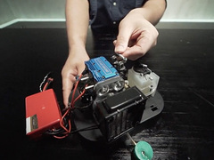 【真のDIY好きに贈る】 100以上のパーツで作る4ストローク2気筒水冷エンジン detail_21409_16360242155900.