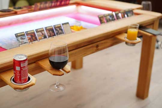 ゲーミングテーブル Kingmaker 木製 LEDライト 光る Kickstarter