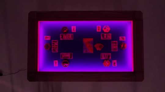 ゲーミングテーブル Kingmaker 木製 LEDライト 光る Kickstarter