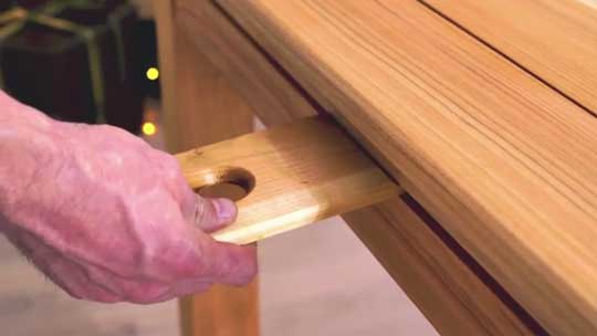 ゲーミングテーブル Kingmaker 木製 LEDライト 光る Kickstarter