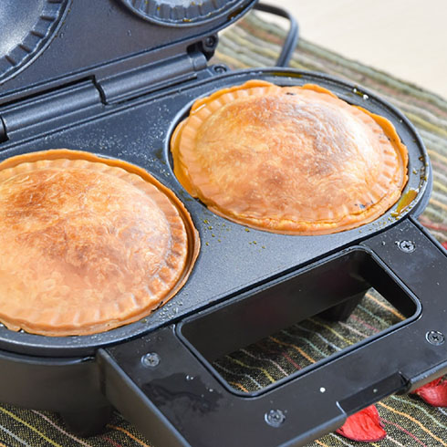 サンコー「自家製おかずパイメーカー」・焼けたところ