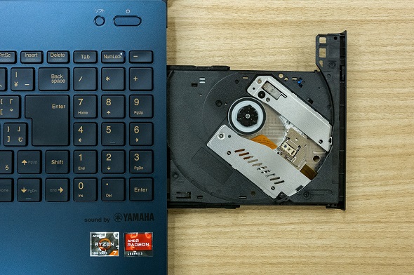 LAVIE N15マシーナリーとも子