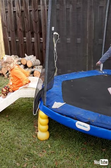 子供 こども 赤ちゃん ほのぼの動画　ハプニング トランポリン 海外動画