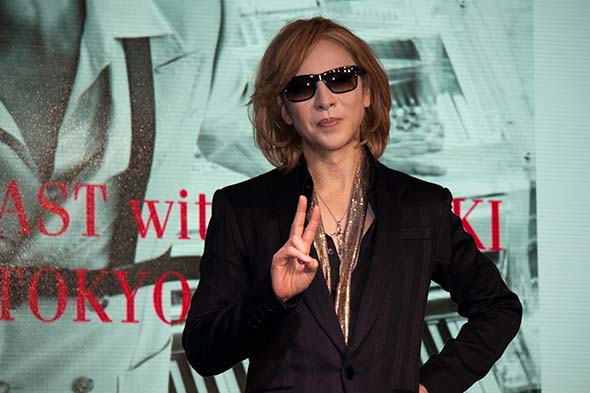  X JAPAN  YOSHIKI ピアノ クリスタル KAWAI ディナーショー