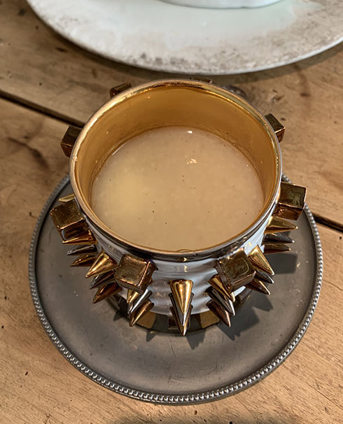 トゲトゲしたカップ上から