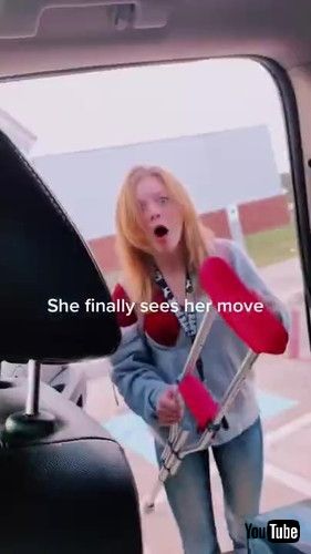 「Girl Gets Surprised With Puppy - 1276688」