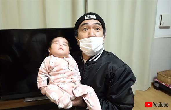 江頭 白鳥久美子 チェリー吉武 娘 お祝い 祝福 抱っこ 大物 自宅 訪問