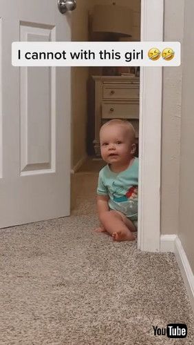 「Bootscooting Baby || ViralHog」