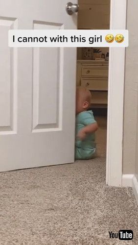 「Bootscooting Baby || ViralHog」